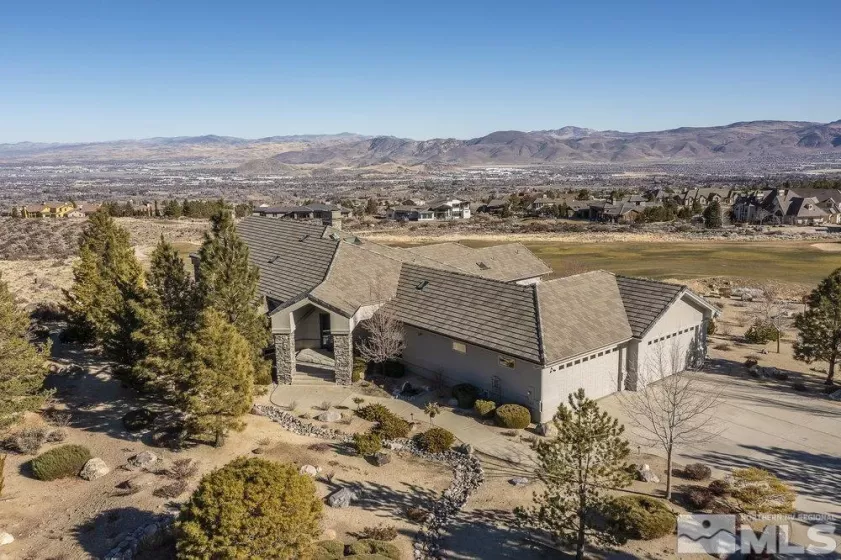 4020 Cocopah, Reno, Nevada 89511, 3 Bedrooms Bedrooms, ,4 BathroomsBathrooms,Residential,Residential,Cocopah,250000115