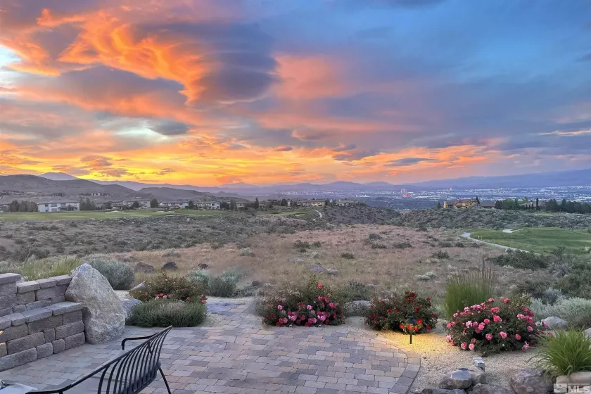 4020 Cocopah, Reno, Nevada 89511, 3 Bedrooms Bedrooms, ,4 BathroomsBathrooms,Residential,Residential,Cocopah,250000115