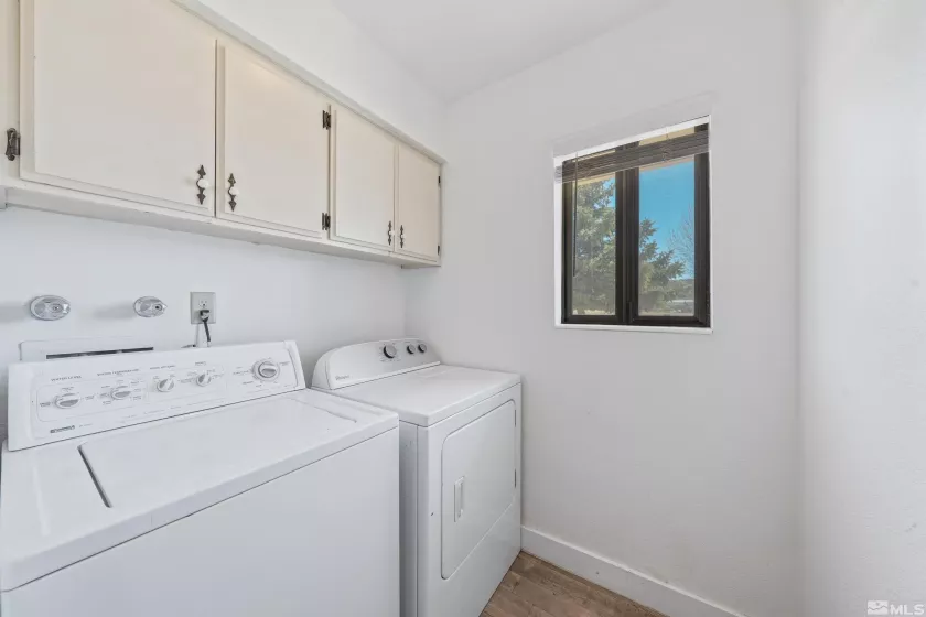 9320 Arrowhead, Reno, Nevada 89506, 3 Bedrooms Bedrooms, ,2 BathroomsBathrooms,Residential,Residential,Arrowhead,250005265