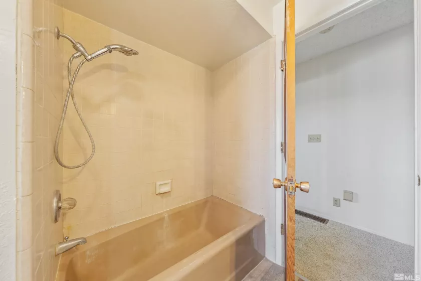 9320 Arrowhead, Reno, Nevada 89506, 3 Bedrooms Bedrooms, ,2 BathroomsBathrooms,Residential,Residential,Arrowhead,250005265