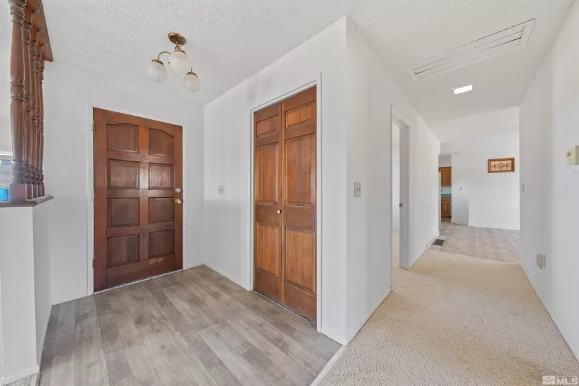 9320 Arrowhead, Reno, Nevada 89506, 3 Bedrooms Bedrooms, ,2 BathroomsBathrooms,Residential,Residential,Arrowhead,250005265