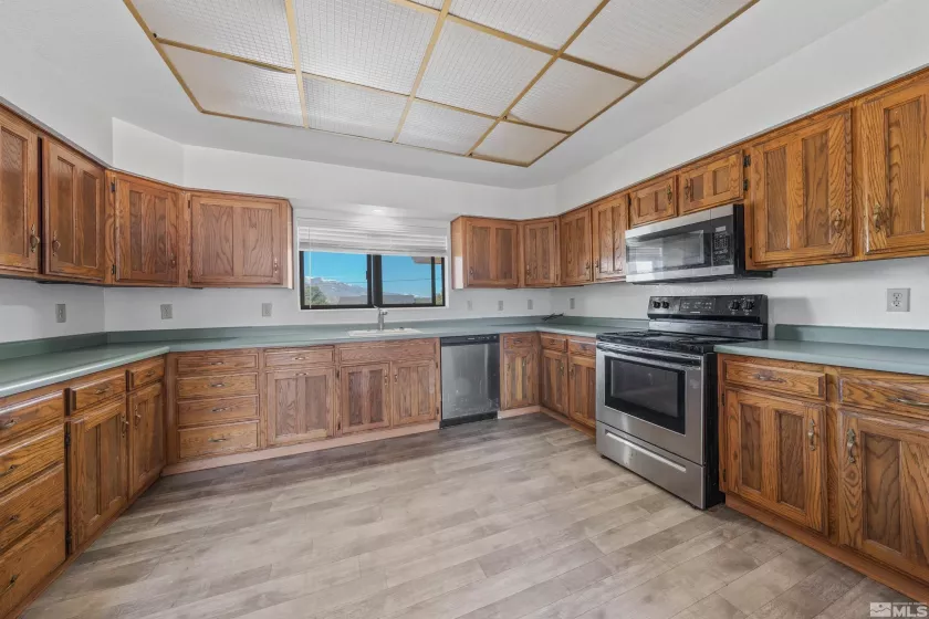 9320 Arrowhead, Reno, Nevada 89506, 3 Bedrooms Bedrooms, ,2 BathroomsBathrooms,Residential,Residential,Arrowhead,250005265