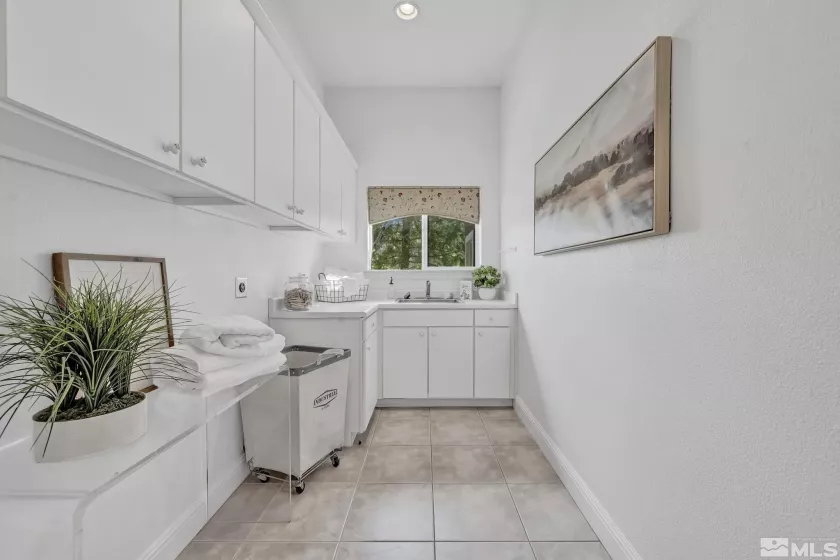 7205 Native Dancer, Reno, Nevada 89502, 3 Bedrooms Bedrooms, ,3 BathroomsBathrooms,Residential,Residential,Native Dancer,250004920