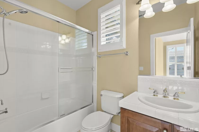 6020 Cour Saint Michelle, Reno, Nevada 89511, 6 Bedrooms Bedrooms, ,6 BathroomsBathrooms,Residential,Residential,Cour Saint Michelle,240014328