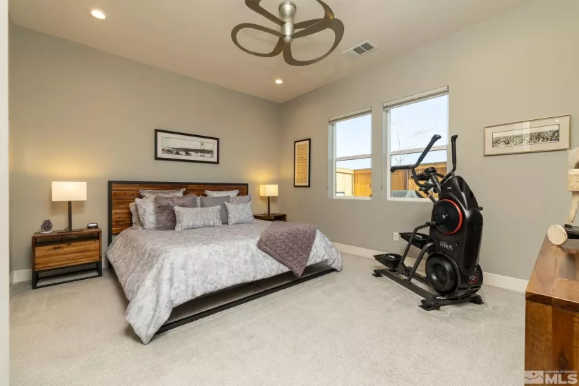7392 Oakmont, Sparks, Nevada 89436, 2 Bedrooms Bedrooms, ,2 BathroomsBathrooms,Residential,Residential,Oakmont,250003527