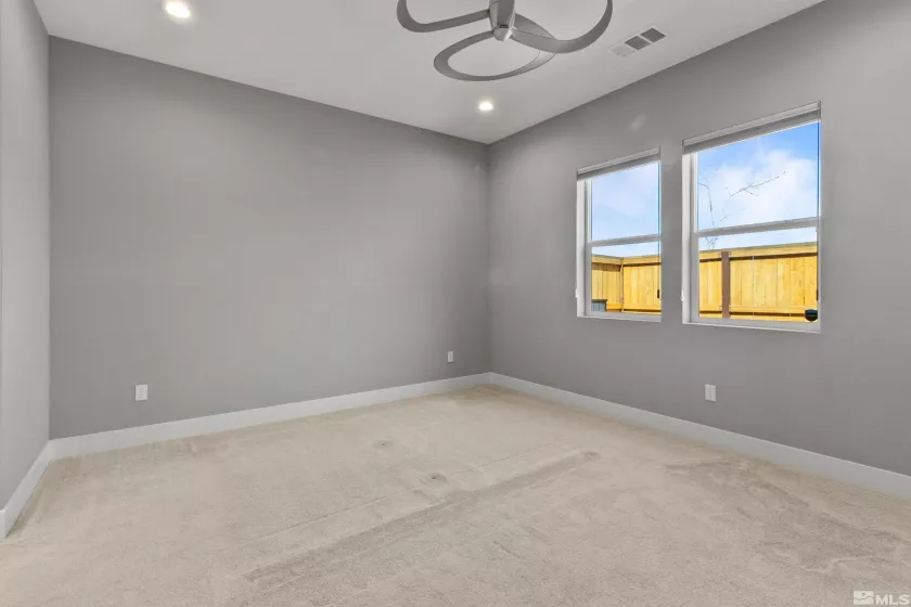 7392 Oakmont, Sparks, Nevada 89436, 2 Bedrooms Bedrooms, ,2 BathroomsBathrooms,Residential,Residential,Oakmont,250003527