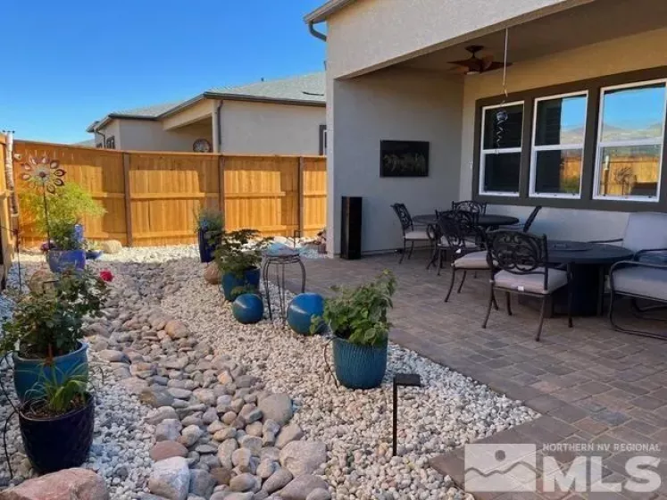 7392 Oakmont, Sparks, Nevada 89436, 2 Bedrooms Bedrooms, ,2 BathroomsBathrooms,Residential,Residential,Oakmont,250003527