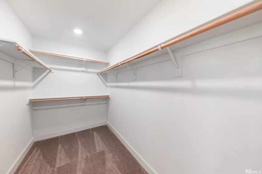 1124 Spruce Meadows, Sparks, Nevada 89441, 4 Bedrooms Bedrooms, ,3 BathroomsBathrooms,Residential,Residential,Spruce Meadows,250003208