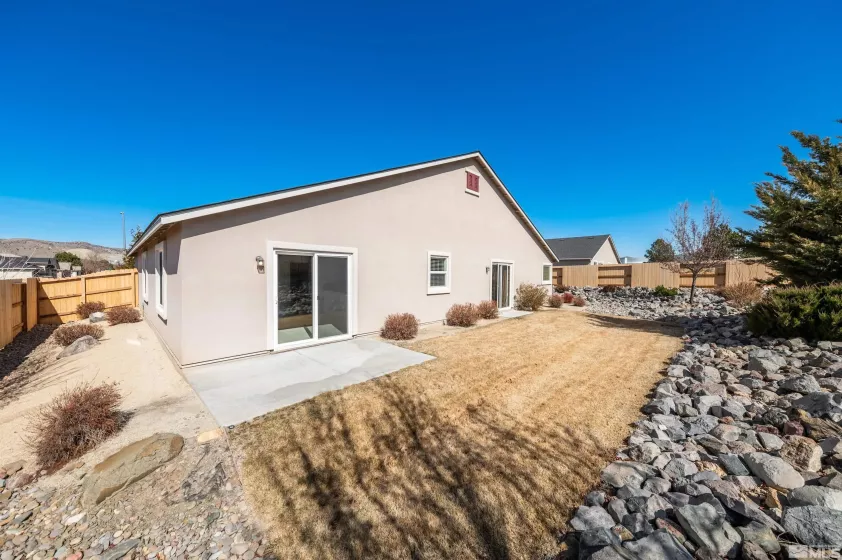 1124 Spruce Meadows, Sparks, Nevada 89441, 4 Bedrooms Bedrooms, ,3 BathroomsBathrooms,Residential,Residential,Spruce Meadows,250003208