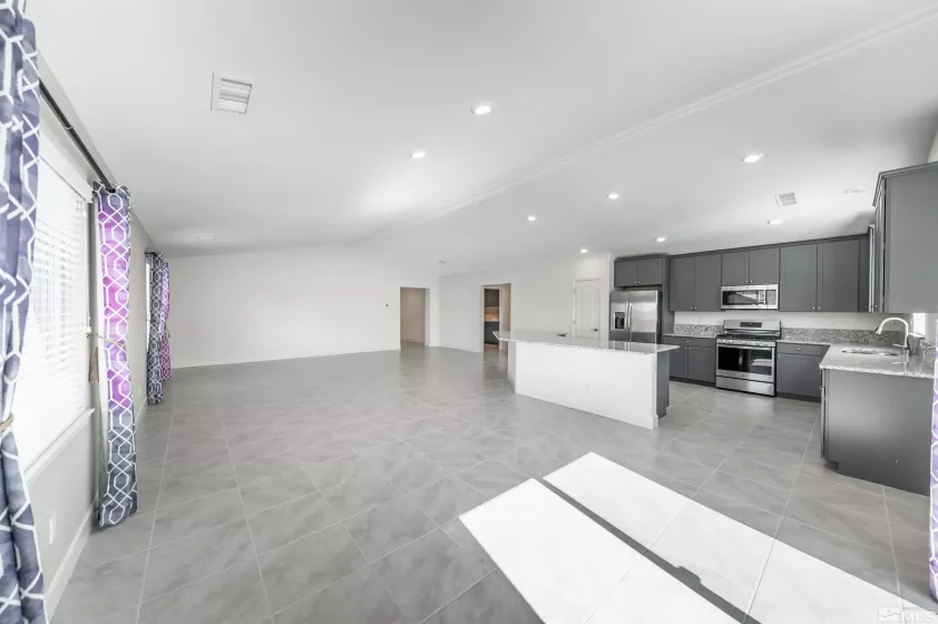 1124 Spruce Meadows, Sparks, Nevada 89441, 4 Bedrooms Bedrooms, ,3 BathroomsBathrooms,Residential,Residential,Spruce Meadows,250003208