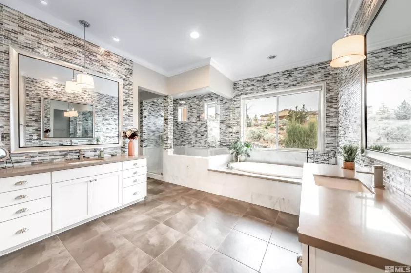 13335 Satinspar, Reno, Nevada 89511, 5 Bedrooms Bedrooms, ,6 BathroomsBathrooms,Residential,Residential,Satinspar,250005326