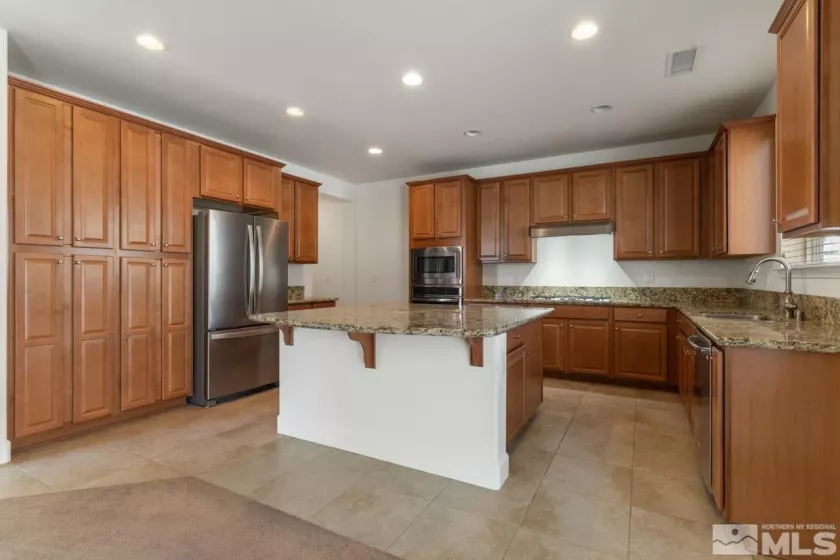 10150 Barrel Racer, Reno, Nevada 89521, 5 Bedrooms Bedrooms, ,4 BathroomsBathrooms,Residential,Residential,Barrel Racer,240012461
