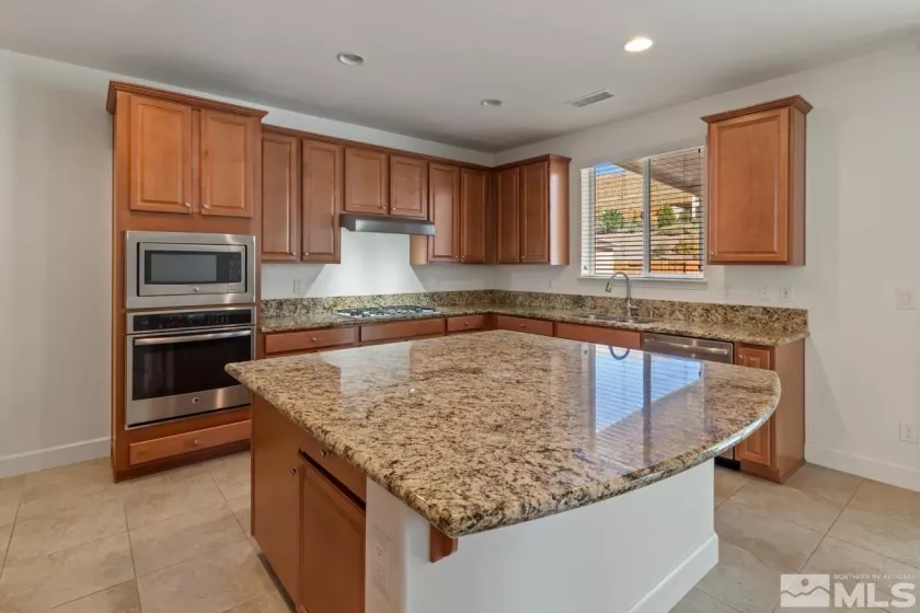 10150 Barrel Racer, Reno, Nevada 89521, 5 Bedrooms Bedrooms, ,4 BathroomsBathrooms,Residential,Residential,Barrel Racer,240012461