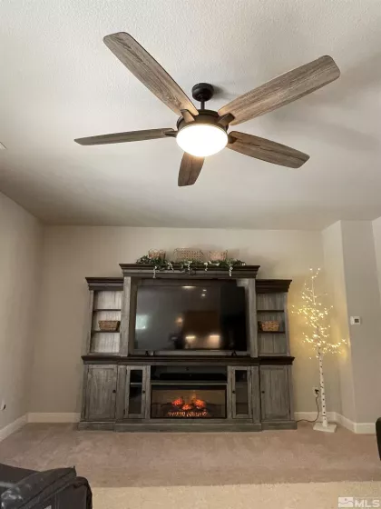 684 Rose, Fernley, Nevada 89408, 3 Bedrooms Bedrooms, ,2 BathroomsBathrooms,Residential,Residential,Rose,250005631