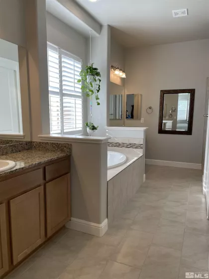 684 Rose, Fernley, Nevada 89408, 3 Bedrooms Bedrooms, ,2 BathroomsBathrooms,Residential,Residential,Rose,250005631