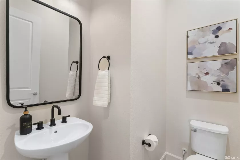 5421 Phillipa, Reno, Nevada 89511, 3 Bedrooms Bedrooms, ,4 BathroomsBathrooms,Residential,Residential,Phillipa,240012888