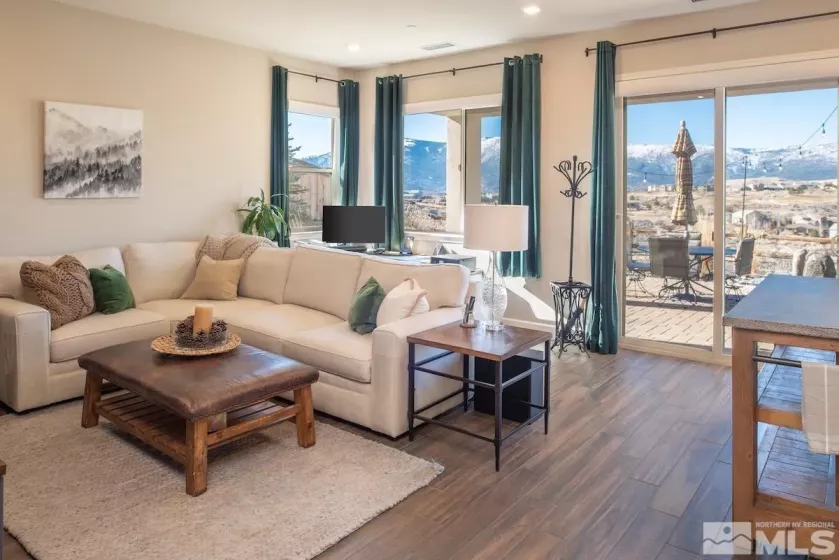 1675 Verdi Vista, Reno, Nevada 89523, 3 Bedrooms Bedrooms, ,3 BathroomsBathrooms,Residential,Residential,Verdi Vista,250002693