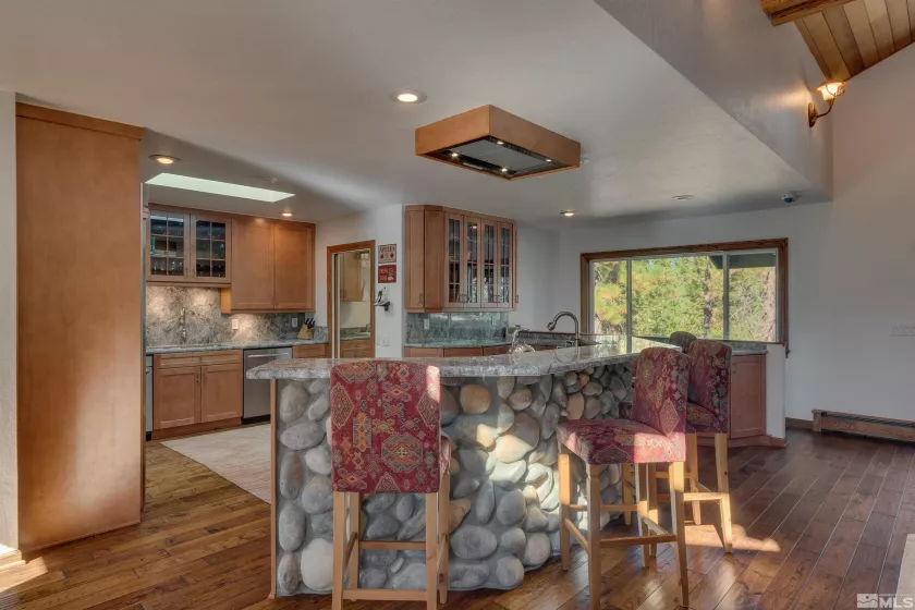 437 Panorama, Stateline, Nevada 89449, 5 Bedrooms Bedrooms, ,5 BathroomsBathrooms,Residential,Residential,Panorama,250003499