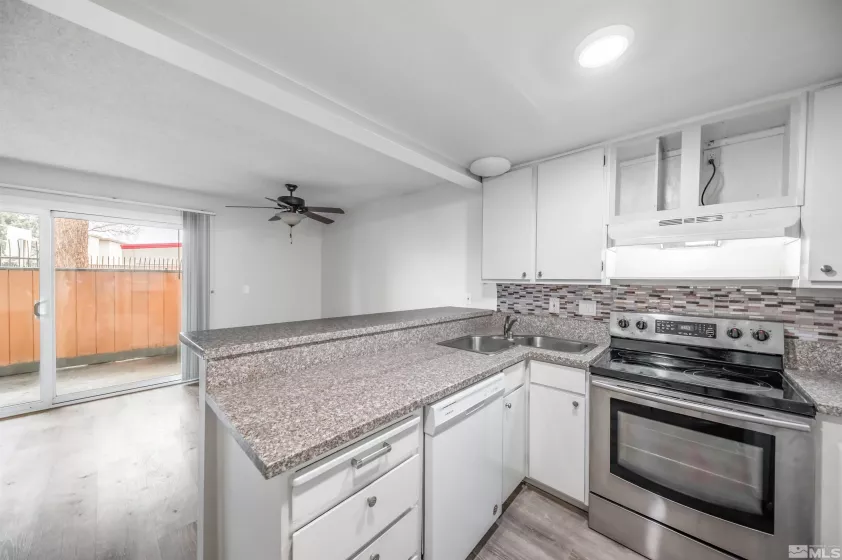 2101 Roundhouse, Sparks, Nevada 89431, 1 Bedroom Bedrooms, ,1 BathroomBathrooms,Residential,Residential,Roundhouse,250002696