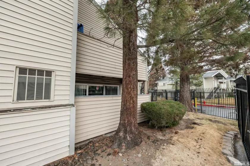 2101 Roundhouse, Sparks, Nevada 89431, 1 Bedroom Bedrooms, ,1 BathroomBathrooms,Residential,Residential,Roundhouse,250002696
