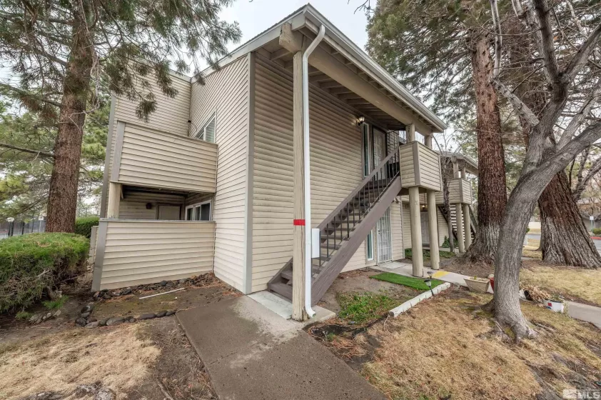 2101 Roundhouse, Sparks, Nevada 89431, 1 Bedroom Bedrooms, ,1 BathroomBathrooms,Residential,Residential,Roundhouse,250002696