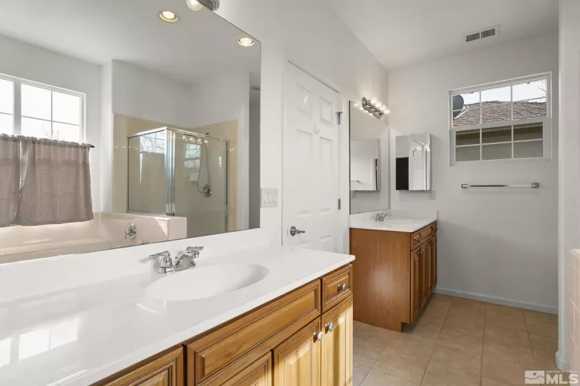 1853 Resistol, Reno, Nevada 89521, 3 Bedrooms Bedrooms, ,3 BathroomsBathrooms,Residential,Residential,Resistol,250002663
