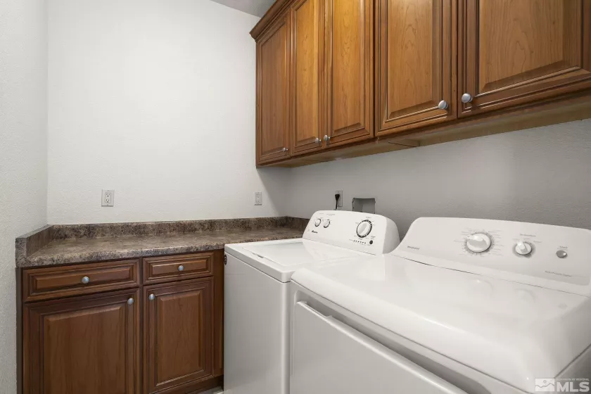1853 Resistol, Reno, Nevada 89521, 3 Bedrooms Bedrooms, ,3 BathroomsBathrooms,Residential,Residential,Resistol,250002663