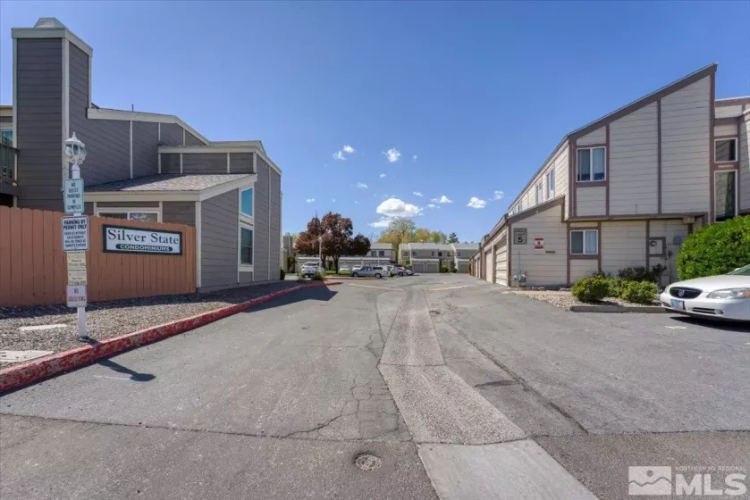 1001 Adrian, Sparks, Nevada 89431, 3 Bedrooms Bedrooms, ,2 BathroomsBathrooms,Residential,Residential,Adrian,250005134