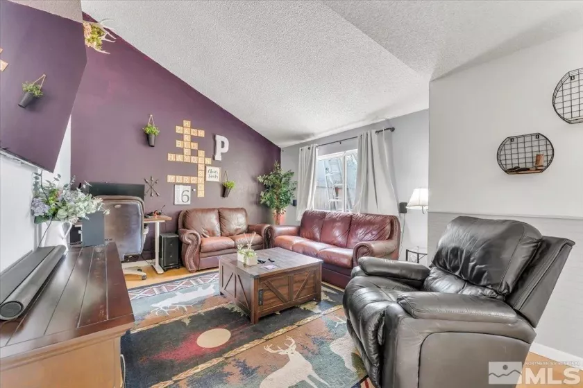 1001 Adrian, Sparks, Nevada 89431, 3 Bedrooms Bedrooms, ,2 BathroomsBathrooms,Residential,Residential,Adrian,250005134