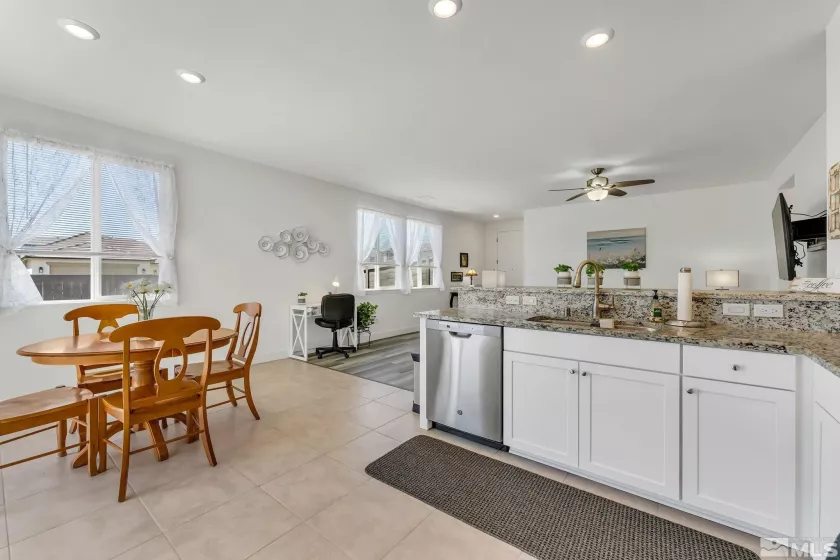 6934 Wild River, Sparks, Nevada 89436, 3 Bedrooms Bedrooms, ,2 BathroomsBathrooms,Residential Lease,Manufactured,Wild River,250000032