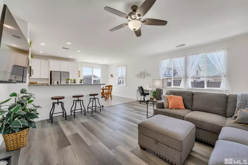 6934 Wild River, Sparks, Nevada 89436, 3 Bedrooms Bedrooms, ,2 BathroomsBathrooms,Residential Lease,Manufactured,Wild River,250000032