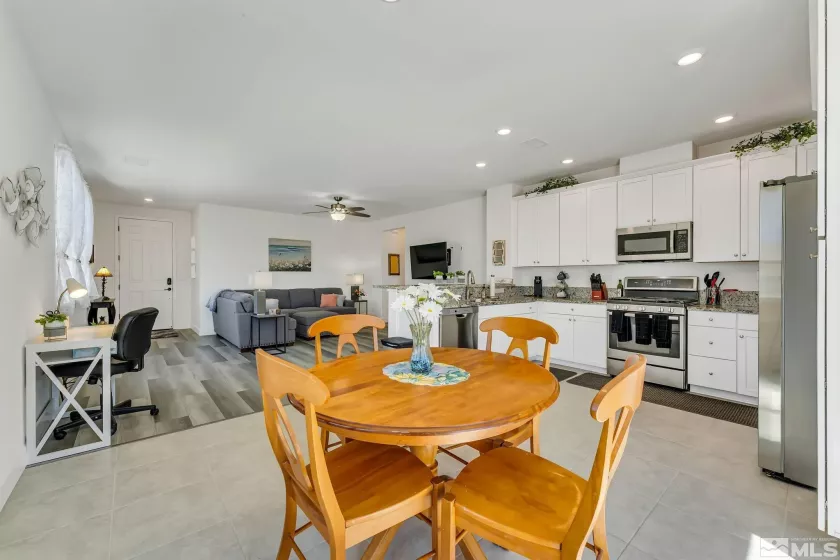 6934 Wild River, Sparks, Nevada 89436, 3 Bedrooms Bedrooms, ,2 BathroomsBathrooms,Residential Lease,Manufactured,Wild River,250000032