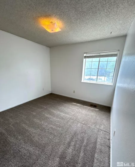 2711 Perro, Reno, Nevada 89502, 3 Bedrooms Bedrooms, ,3 BathroomsBathrooms,Residential Lease,Manufactured,Perro,250005484