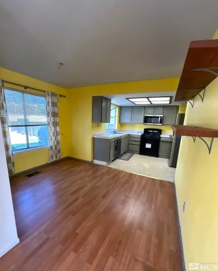 2711 Perro, Reno, Nevada 89502, 3 Bedrooms Bedrooms, ,3 BathroomsBathrooms,Residential Lease,Manufactured,Perro,250005484