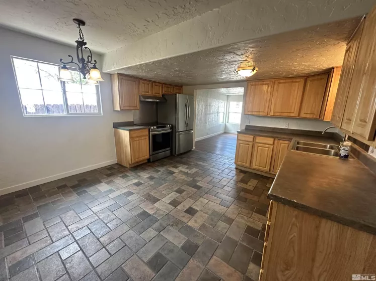 77 Front, Fallon, Nevada 89406, 3 Bedrooms Bedrooms, ,1 BathroomBathrooms,Residential,Residential,Front,250005514