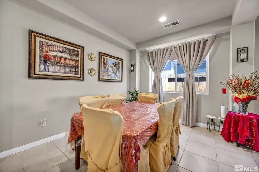 4950 Monrovia, Sparks, Nevada 89436, 3 Bedrooms Bedrooms, ,3 BathroomsBathrooms,Residential,Residential,Monrovia,250005502