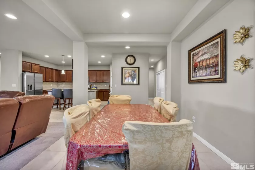 4950 Monrovia, Sparks, Nevada 89436, 3 Bedrooms Bedrooms, ,3 BathroomsBathrooms,Residential,Residential,Monrovia,250005502