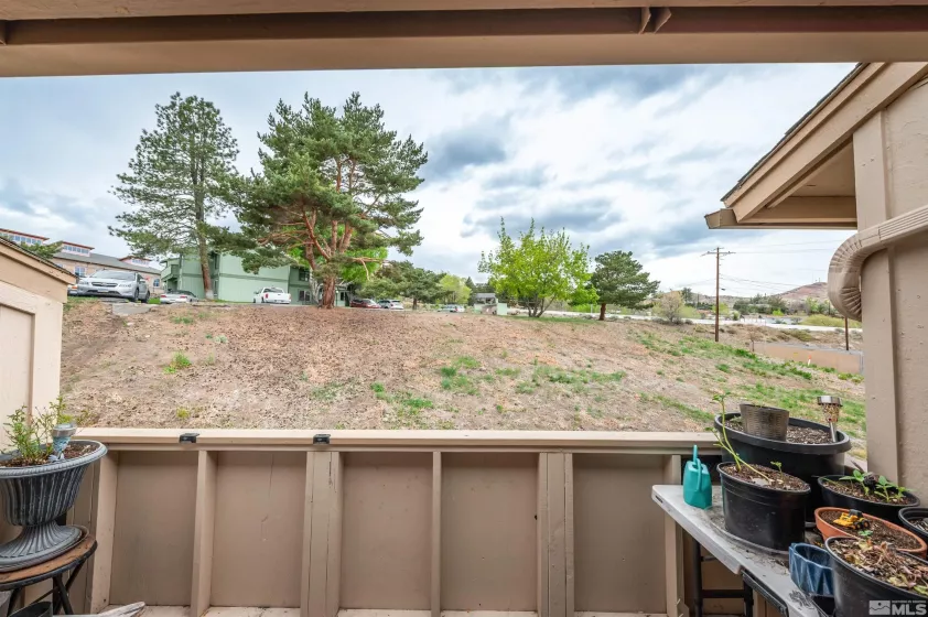 3951 Clear Acre, Reno, Nevada 89512, 1 Bedroom Bedrooms, ,1 BathroomBathrooms,Residential,Residential,Clear Acre,250005498