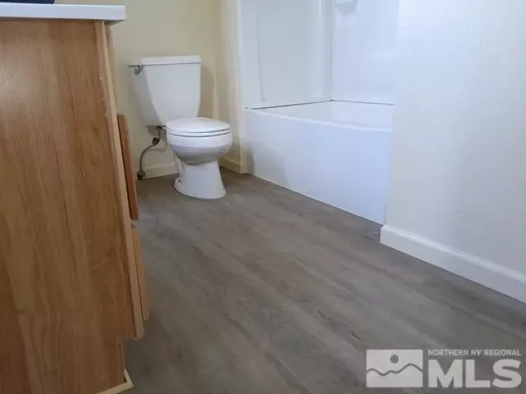 574 D, Hawthorne, Nevada 89415, 5 Bedrooms Bedrooms, ,2 BathroomsBathrooms,Residential,Residential,D,250005481