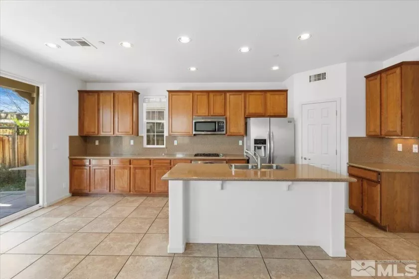 7031 Sacred, Sparks, Nevada 89436, 4 Bedrooms Bedrooms, ,3 BathroomsBathrooms,Residential,Residential,Sacred,250005120