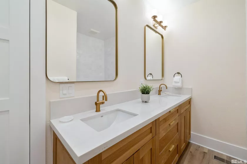 2531 Edgerock, Reno, Nevada 89519, 4 Bedrooms Bedrooms, ,4 BathroomsBathrooms,Residential,Residential,Edgerock,250005387