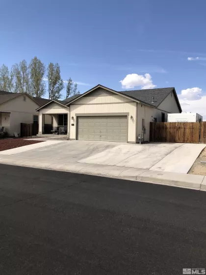 1958 Rawles, Fernley, Nevada 89408, 3 Bedrooms Bedrooms, ,2 BathroomsBathrooms,Residential,Residential,Rawles,250004902