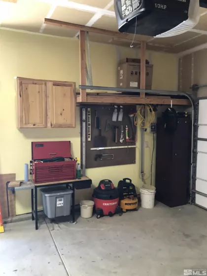 1958 Rawles, Fernley, Nevada 89408, 3 Bedrooms Bedrooms, ,2 BathroomsBathrooms,Residential,Residential,Rawles,250004902