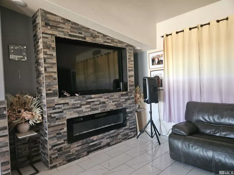872 Branstetter, Dayton, Nevada 89403, 3 Bedrooms Bedrooms, ,2 BathroomsBathrooms,Residential,Residential,Branstetter,250004974