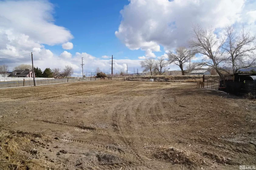725 Stock, Fernley, Nevada 89408, 2 Bedrooms Bedrooms, ,1 BathroomBathrooms,Residential,Residential,Stock,250003246