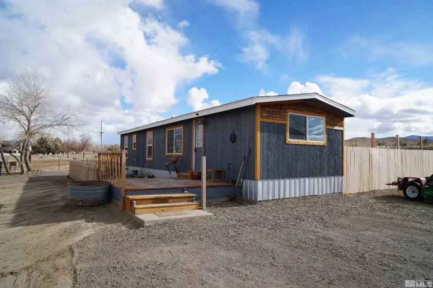 725 Stock, Fernley, Nevada 89408, 2 Bedrooms Bedrooms, ,1 BathroomBathrooms,Residential,Residential,Stock,250003246