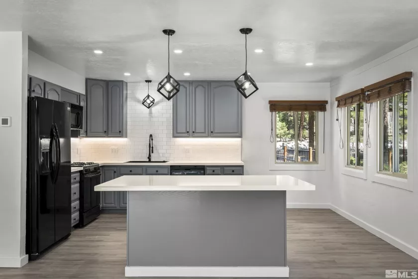 820 Oriole, Incline Village, Nevada 89451, 3 Bedrooms Bedrooms, ,3 BathroomsBathrooms,Residential,Residential,Oriole,250004463