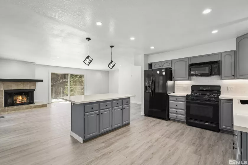 820 Oriole, Incline Village, Nevada 89451, 3 Bedrooms Bedrooms, ,3 BathroomsBathrooms,Residential,Residential,Oriole,250004463