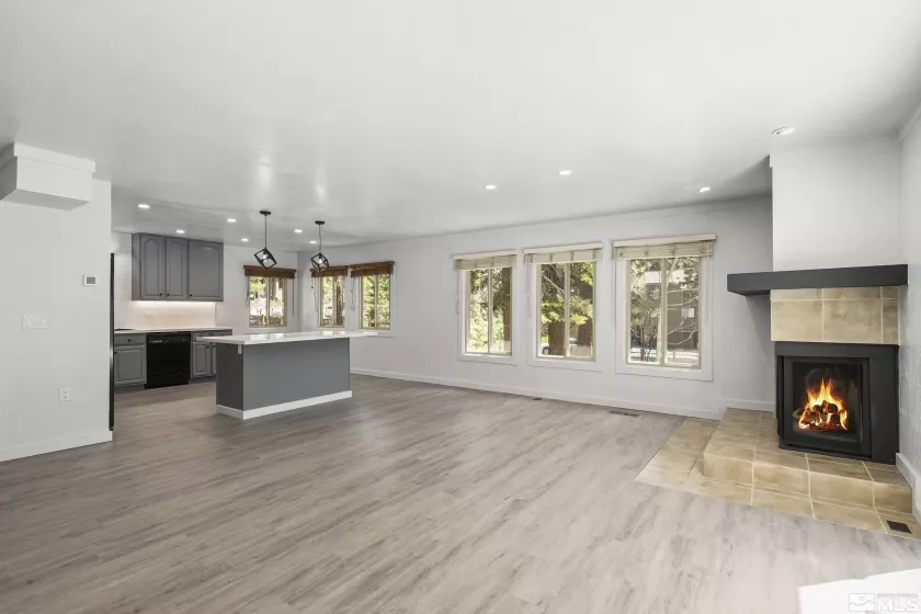 820 Oriole, Incline Village, Nevada 89451, 3 Bedrooms Bedrooms, ,3 BathroomsBathrooms,Residential,Residential,Oriole,250004463