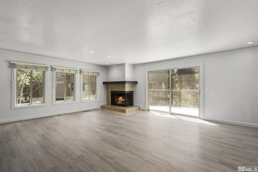 820 Oriole, Incline Village, Nevada 89451, 3 Bedrooms Bedrooms, ,3 BathroomsBathrooms,Residential,Residential,Oriole,250004463